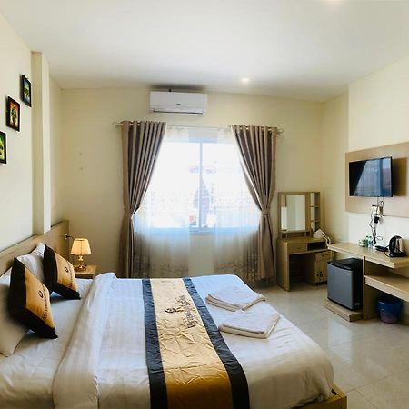Valentine Boutique Hotel 万荣 外观 照片