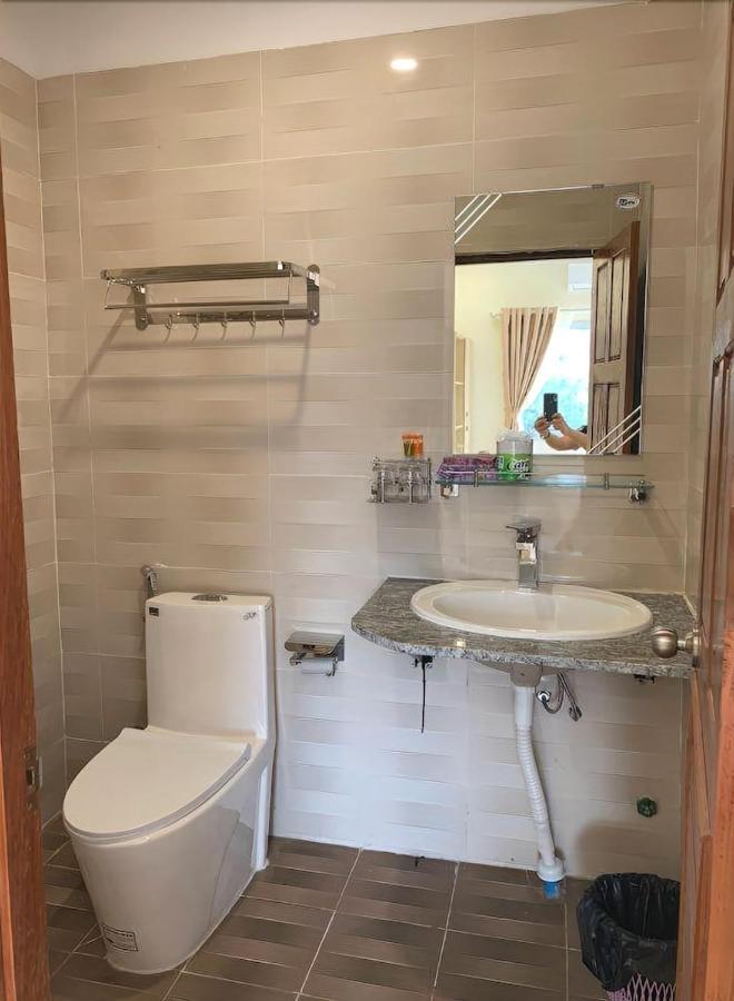 Valentine Boutique Hotel 万荣 外观 照片