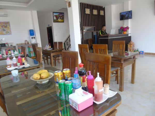 Valentine Boutique Hotel 万荣 外观 照片