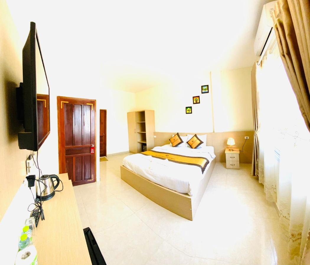 Valentine Boutique Hotel 万荣 外观 照片