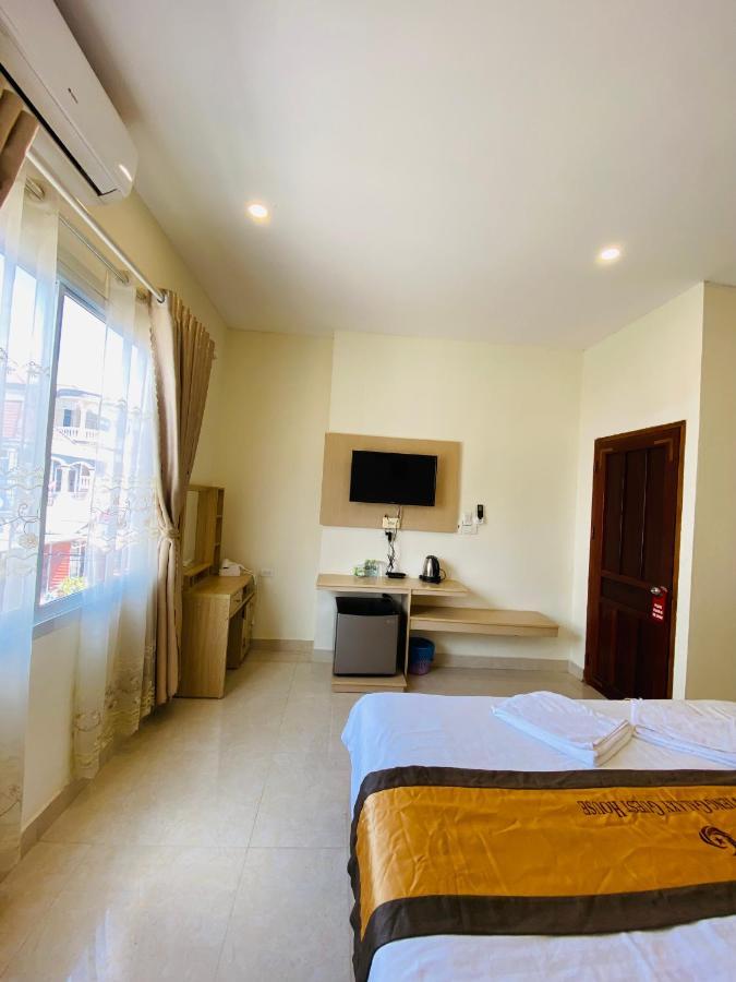 Valentine Boutique Hotel 万荣 外观 照片